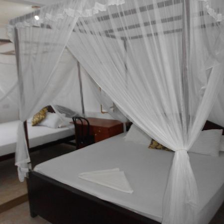 Wijenayake'S - Beach Haven Guest House - Galle Fort Eksteriør billede