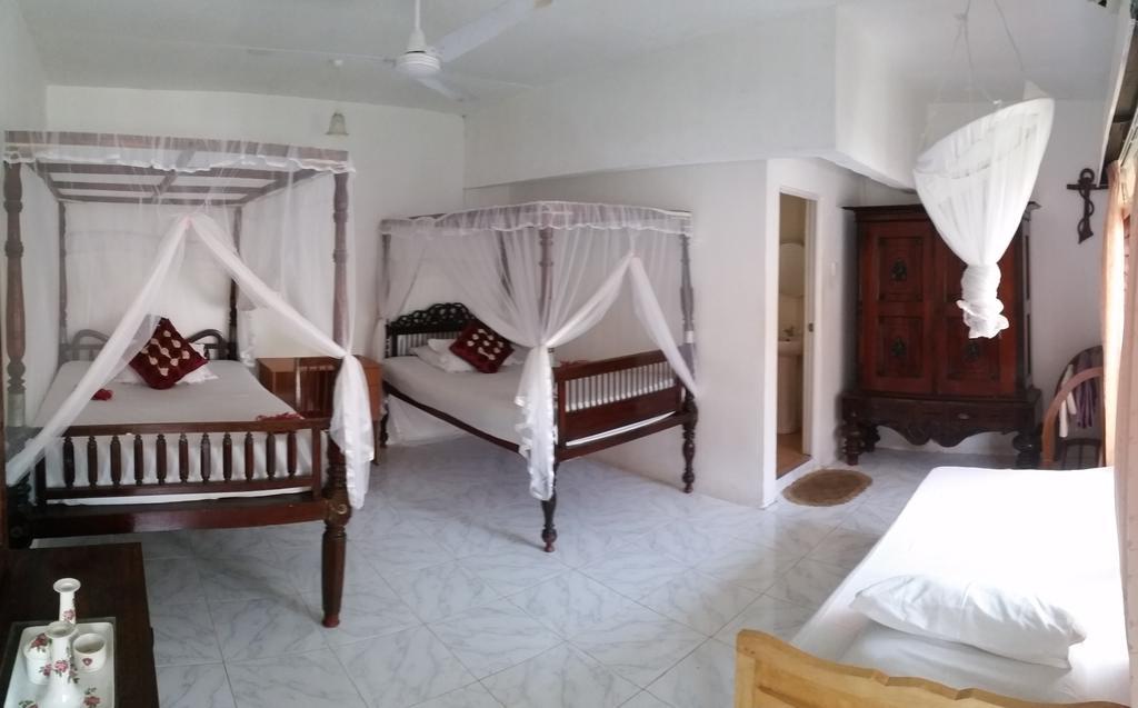 Wijenayake'S - Beach Haven Guest House - Galle Fort Værelse billede