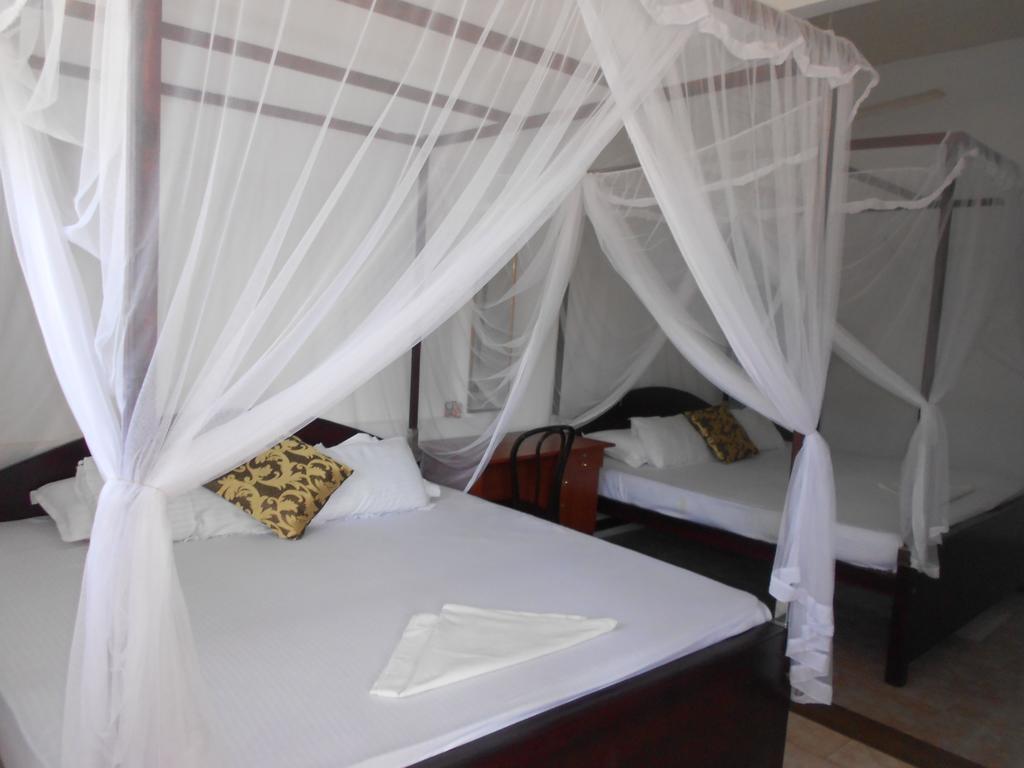 Wijenayake'S - Beach Haven Guest House - Galle Fort Værelse billede