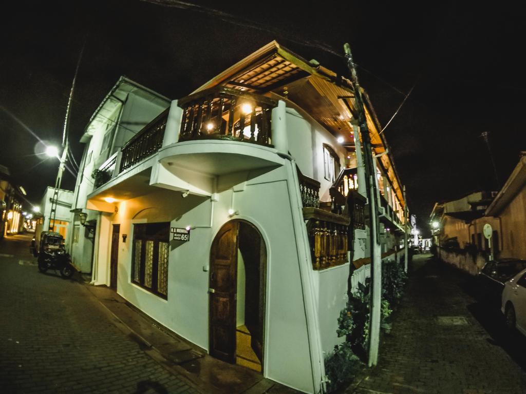 Wijenayake'S - Beach Haven Guest House - Galle Fort Eksteriør billede