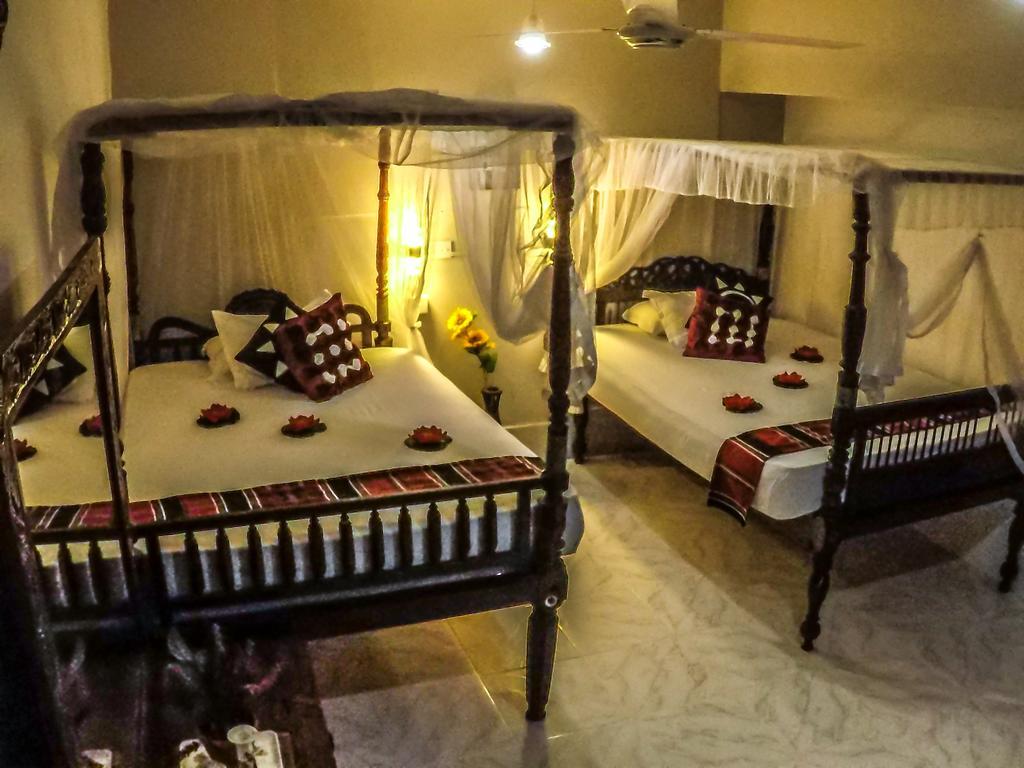 Wijenayake'S - Beach Haven Guest House - Galle Fort Eksteriør billede