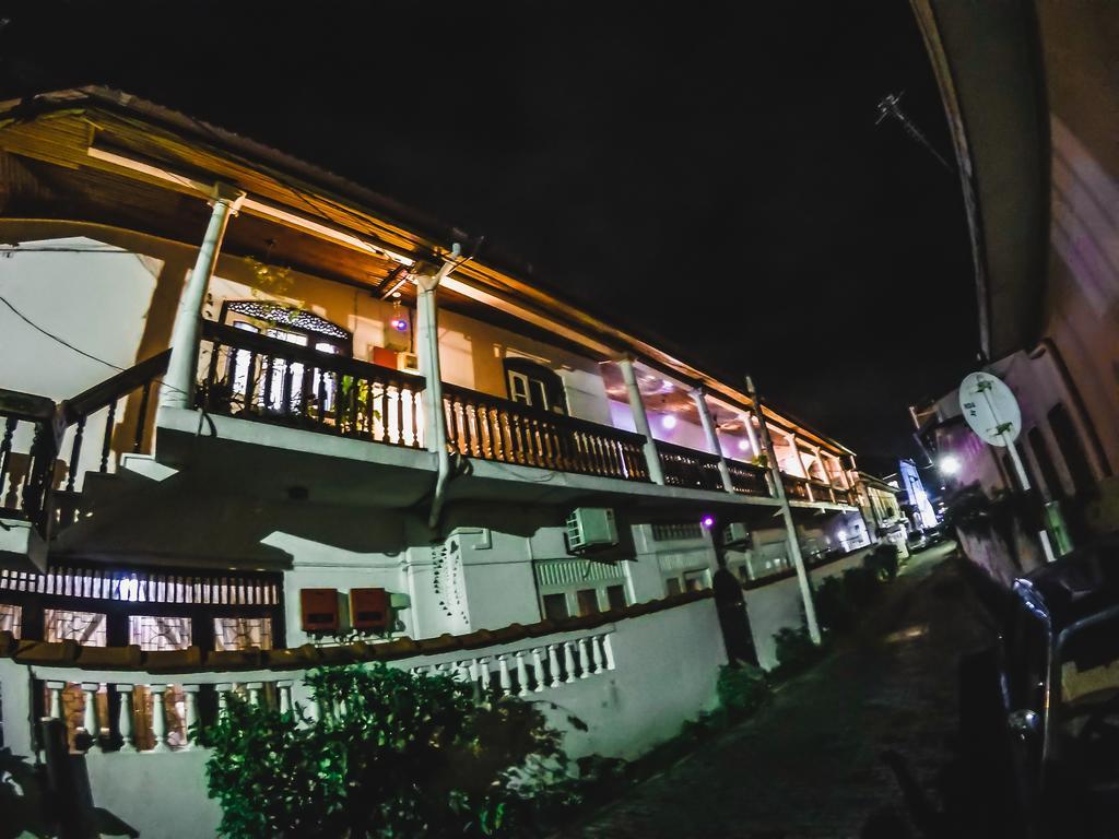 Wijenayake'S - Beach Haven Guest House - Galle Fort Eksteriør billede