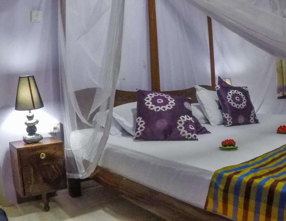 Wijenayake'S - Beach Haven Guest House - Galle Fort Eksteriør billede