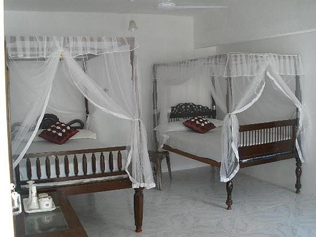 Wijenayake'S - Beach Haven Guest House - Galle Fort Eksteriør billede